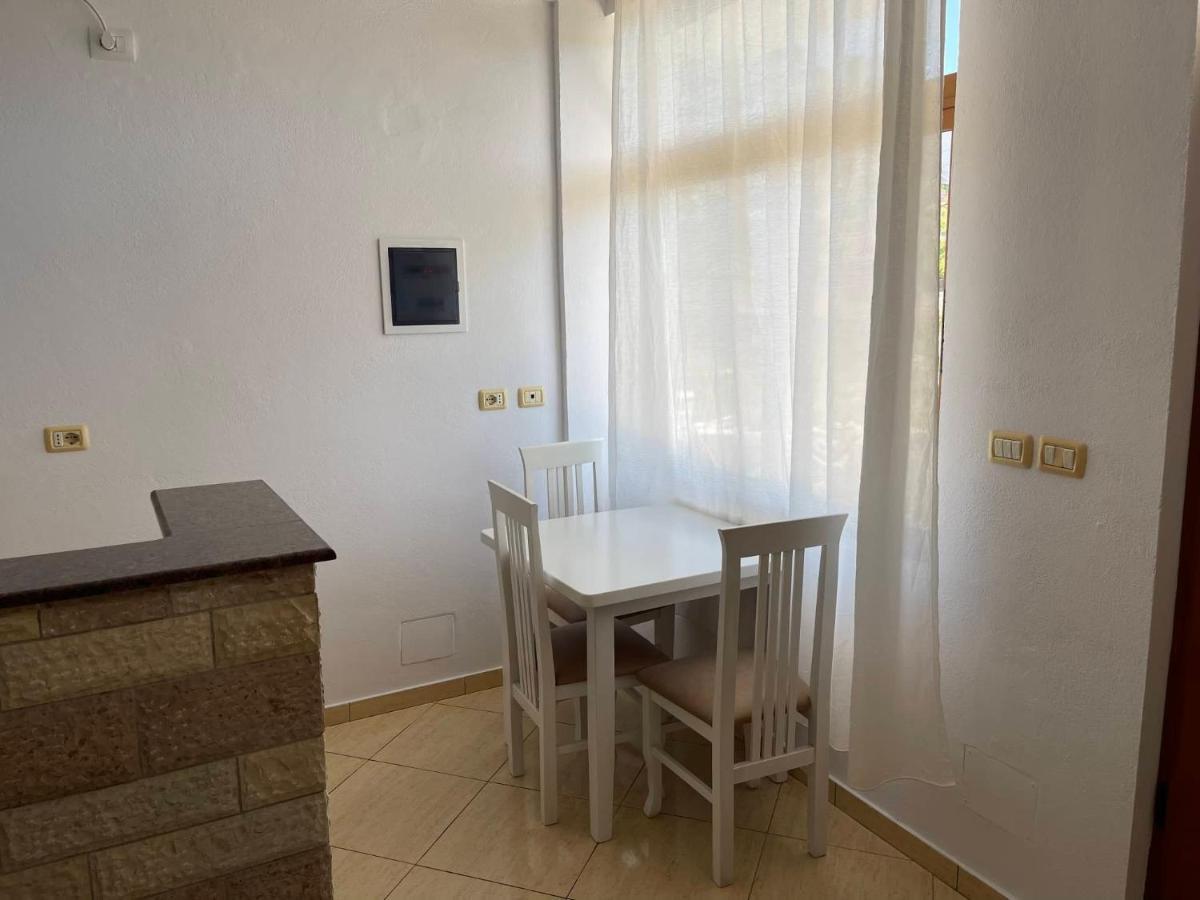 Olive Nest Apartamento Sarandë Exterior foto