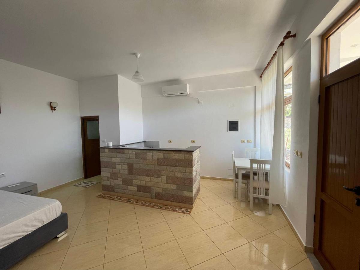 Olive Nest Apartamento Sarandë Exterior foto